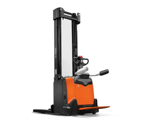 Электрический штабелер Toyota SPE160L (Исполнение с защитой от коррозии)