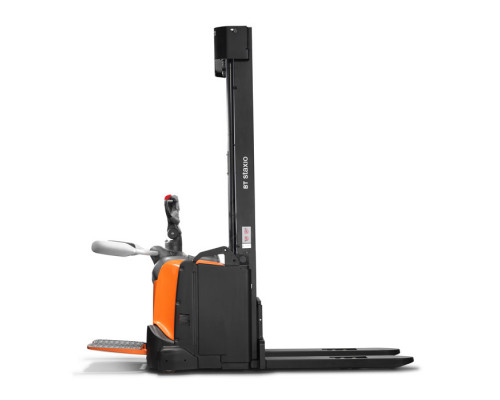 Электрический штабелер Toyota SPE140L (Исполнение для рыбной промышленности)