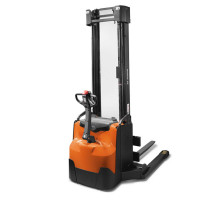 Электрический штабелер Toyota SWE140S (Исполнение с защитой от коррозии)