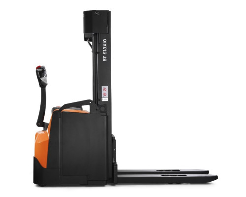 Электрический штабелер Toyota SWE145