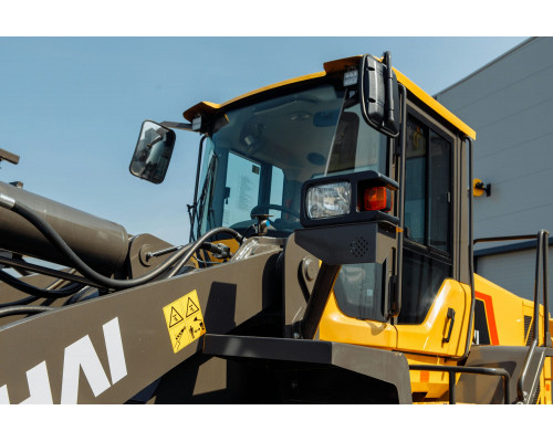 Фронтальный погрузчик WL856H