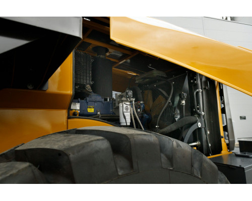 Фронтальный погрузчик WL858K